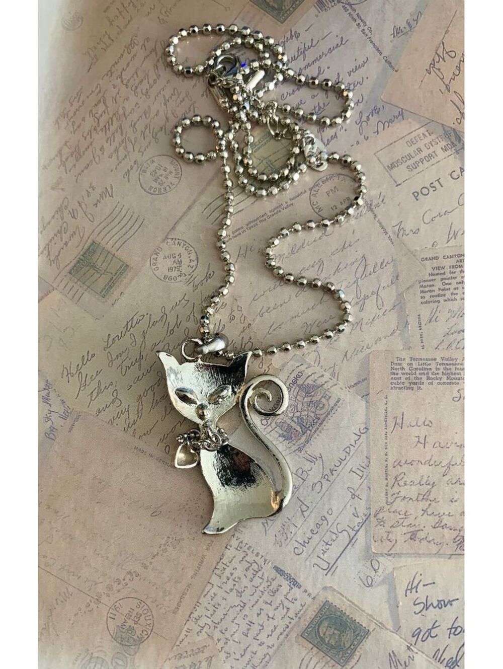 Vintage Charming Silver Cat Pendant Necklace with Blue Crystal Eyes Heart Charm - Picture 2 of 4